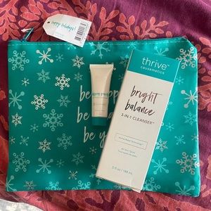 Thrive Bright Balance Cleanser, moisturizer & bag!